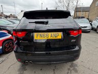 Jaguar F-Pace PORTFOLIO AWD 7