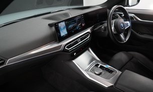 BMW i4 EDRIVE40 M SPORT Head Up Display Harman/Kardon Heated Steering Wheel FBMWSH 19