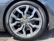 Audi R8 .2 FSI V10 Coupe 2dr Petrol S Tronic quattro Euro 5 (525 ps) 7