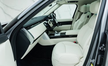 Land Rover Range Rover P550e Autobiography 20