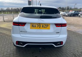 Jaguar E-Pace R-DYNAMIC SE 8