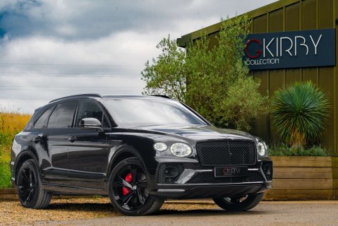 Bentley Bentayga V8 2