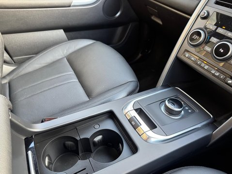 Land Rover Discovery Sport TD4 LANDMARK 19
