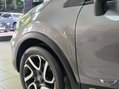 Renault Captur 1.5 dCi ENERGY Iconic EDC Euro 6 (s/s) 5dr 11