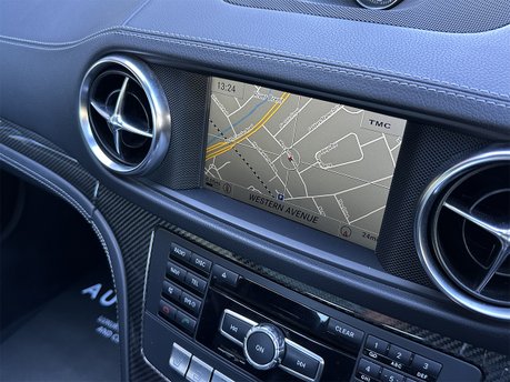 Mercedes-Benz SL Series SL63 AMG 77