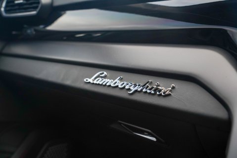 Lamborghini Urus Full Urban 14