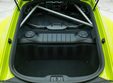 Porsche Cayman GT4 RS (718) 49