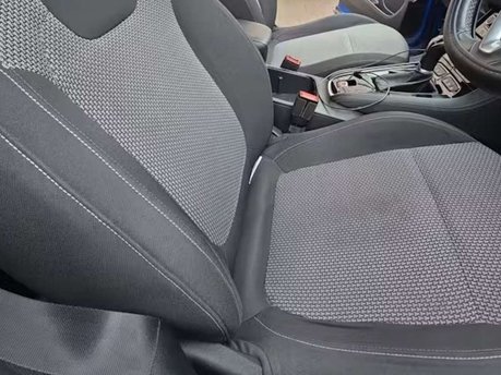 Vauxhall Grandland X 1.2 Turbo SE SUV 5dr Petrol Auto 8Spd Euro 6 (s/s) (130 ps) 23
