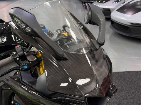 Yamaha R1M 1000 Super Sports Petrol Manual (200 ps) 6
