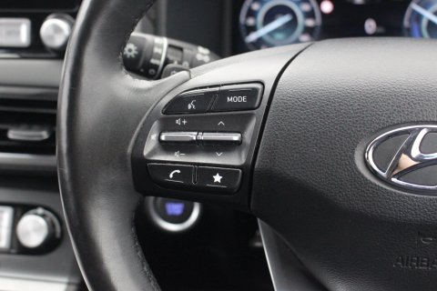 Hyundai KONA 5dr 150kW Premium 64kWh Ellectric Automatic (10.5kW Charger) 16