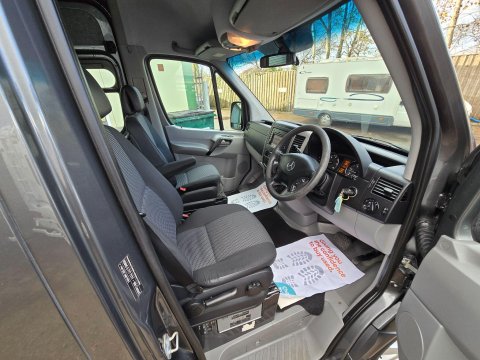 Mercedes-Benz Sprinter 319 CDI MWB 36