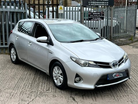 Toyota Auris ICON VVT-I 4