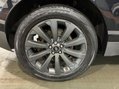 Land Rover Range Rover Velar 2.0 D180 R-Dynamic SE Auto 4WD Euro 6 (s/s) 5dr 34