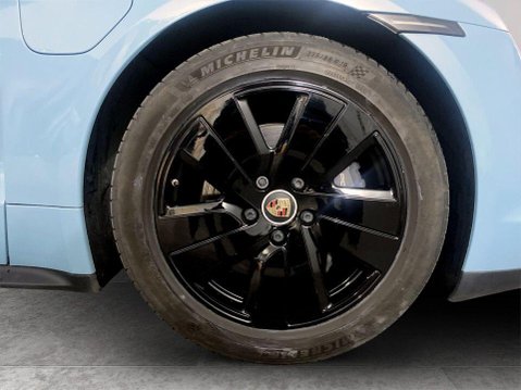 Porsche Taycan Performance Plus 93.4kWh Saloon 4dr Electric Auto RWD (11kW Charger) (476 p 10