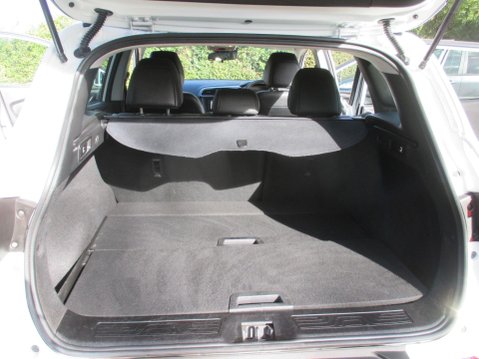 Renault Kadjar 1.3 TCe Iconic Euro 6 (s/s) 5dr 52