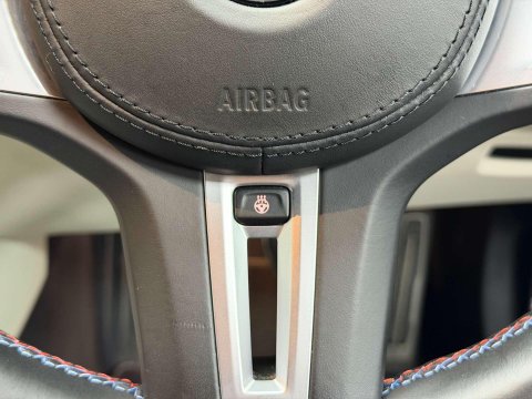 BMW M5 4.4i V8 Competition Saloon 4dr Petrol Steptronic xDrive Euro 6 (s/s) (625 p 38