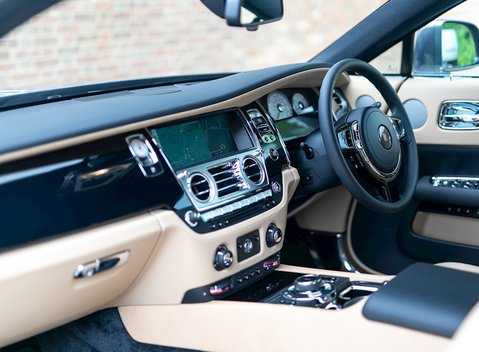 Rolls-Royce Wraith 16