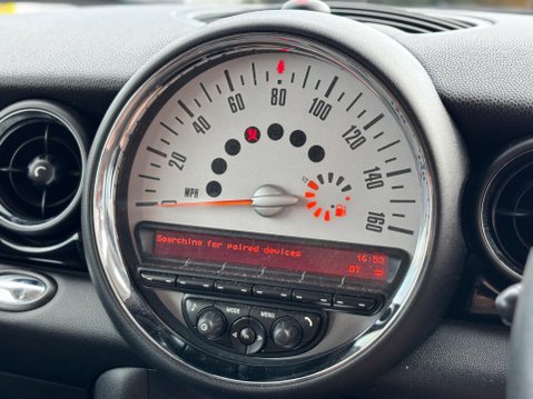 Mini Clubman 1.6 Cooper D Euro 5 (s/s) 5dr 16