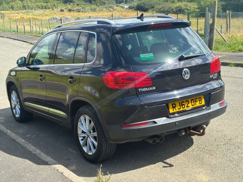 Volkswagen Tiguan 2.0 Tiguan SE TDI BlueMotion Technology 4Motion 4WD 5dr 5