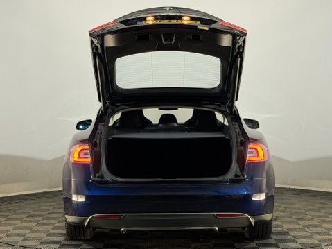 Tesla Model S 85 8