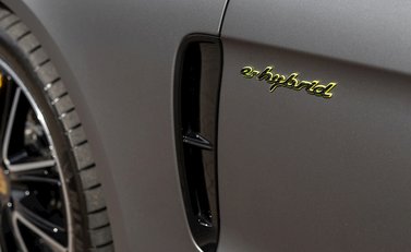 Porsche Panamera Turbo S E-Hybrid Sport Turismo 29