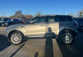 Land Rover Range Rover Evoque 2.2 SD4 PRESTIGE AUTO 12