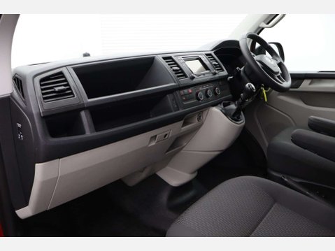 Volkswagen Transporter 2.0 Transporter T32 S TDI BlueMotion Technology 5dr 37