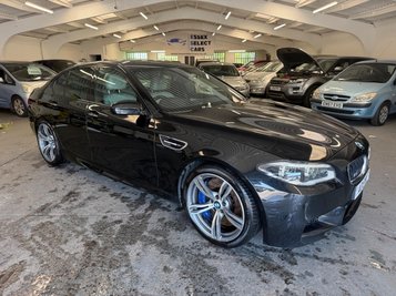 BMW M5 4.4 V8 DCT Euro 6 (s/s) 4dr