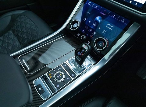 Land Rover Range Rover Sport 5.0 SVR Carbon Edition 18