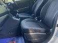 Hyundai i10 1.0 SE Euro 6 5dr 33