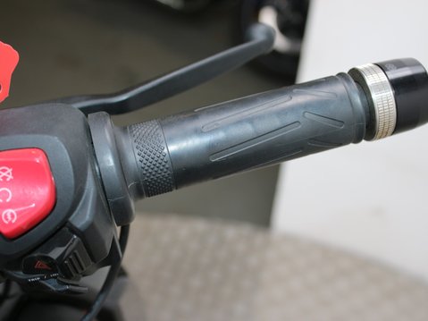 Yamaha Xmax 300 X-MAX TECH MAX 300 CZD300-A SP 16