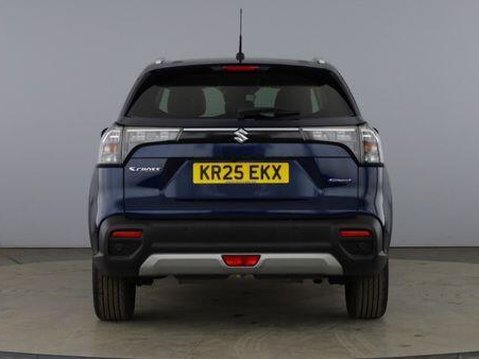 Suzuki S-Cross ULTRA 8