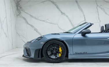 Porsche 718 SPYDER RS PDK 47