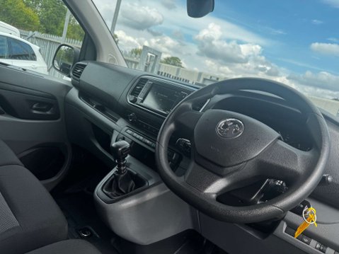 Vauxhall Vivaro 2.0 Turbo D 3100 Sportive Panel Van 6dr Diesel Manual L2 H1 Euro 6 (s/s) (1 8