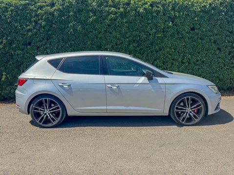 SEAT Leon 2.0 TSI Cupra 300 Hatchback 5dr Petrol Manual Euro 6 (s/s) (300 ps) 27