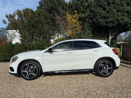 Mercedes-Benz GLA 2.1 GLA220d AMG Line (Premium Plus) SUV 5dr Diesel 7G-DCT 4MATIC Euro 6 (s/ 5