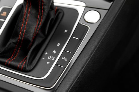 Volkswagen Golf GTI PERFORMANCE TSI DSG 39