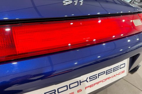 Porsche 911 Carrera 993 Carrera 26
