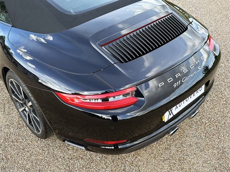 Porsche 911 C2S CONVERTIBLE 27