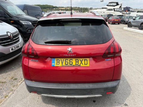 Peugeot 2008 PURETECH ALLURE 7