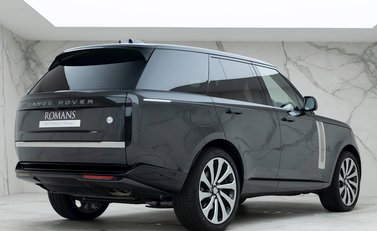 Land Rover Range Rover P530 SV 7