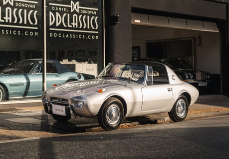 Toyota Supra Sports 800