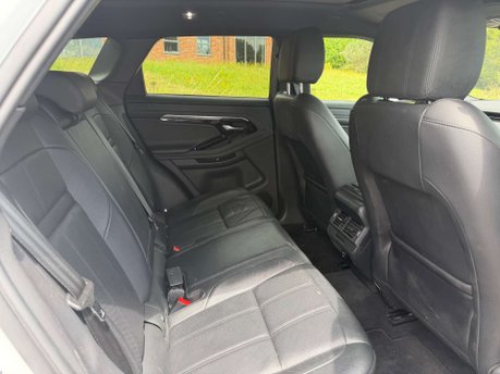 Land Rover Range Rover Evoque 2.0 Range Rover Evoque R-Dynamic S D 4x2 5dr 19