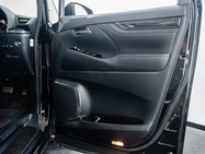 Toyota Alphard 2.5 MPV 2.5 SUV Automatic Petrol 31