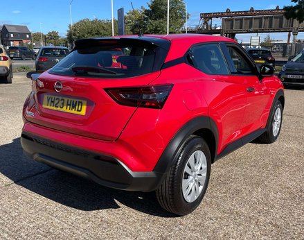 Nissan Juke 1.0 Juke Visia DiG-T 5dr 9