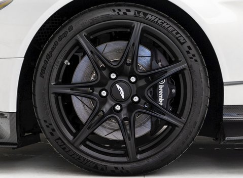 Aston Martin Vantage GT8 8