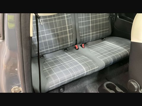 Fiat 500 1.2 500 Lounge 3dr 21