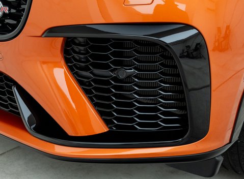 Jaguar F-Pace SVR 37