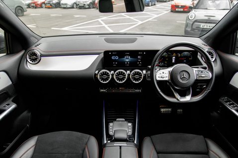 Mercedes-Benz EQA EQA 350 4MATIC AMG LINE 3