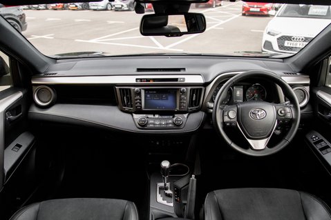 Toyota Rav 4 VVT-I DESIGN 3